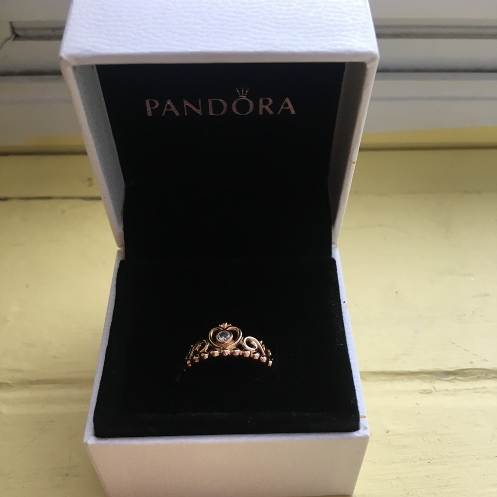 Pandora Princess Ring